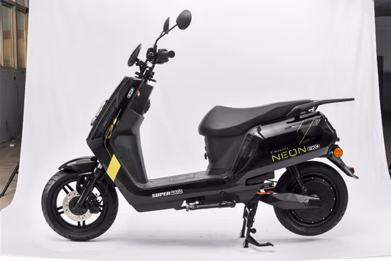 EEC를 갖춘 프로모션 고속 12인치 2000W 전기 오토바이